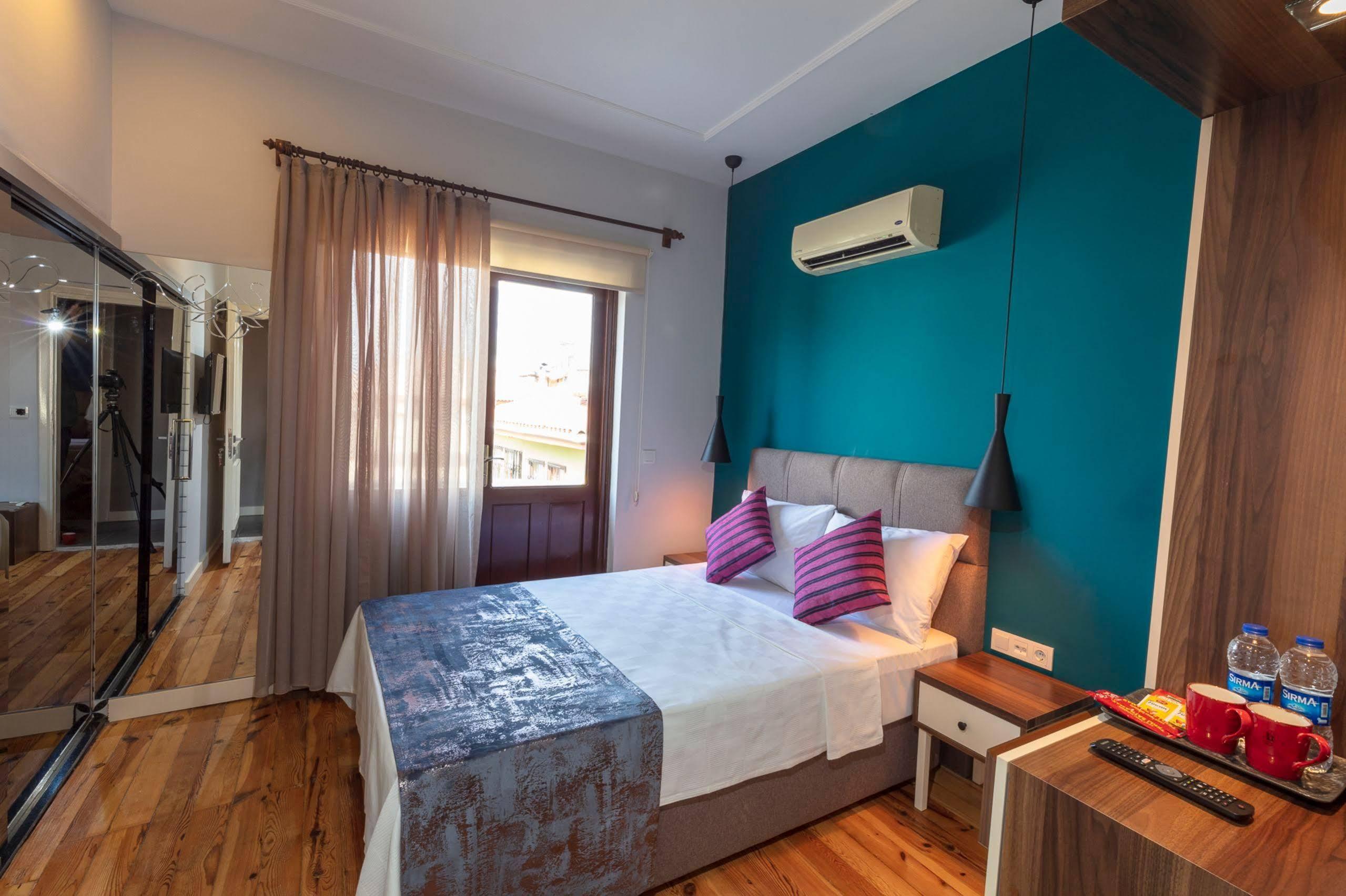 Mono Hotel Анталия Екстериор снимка