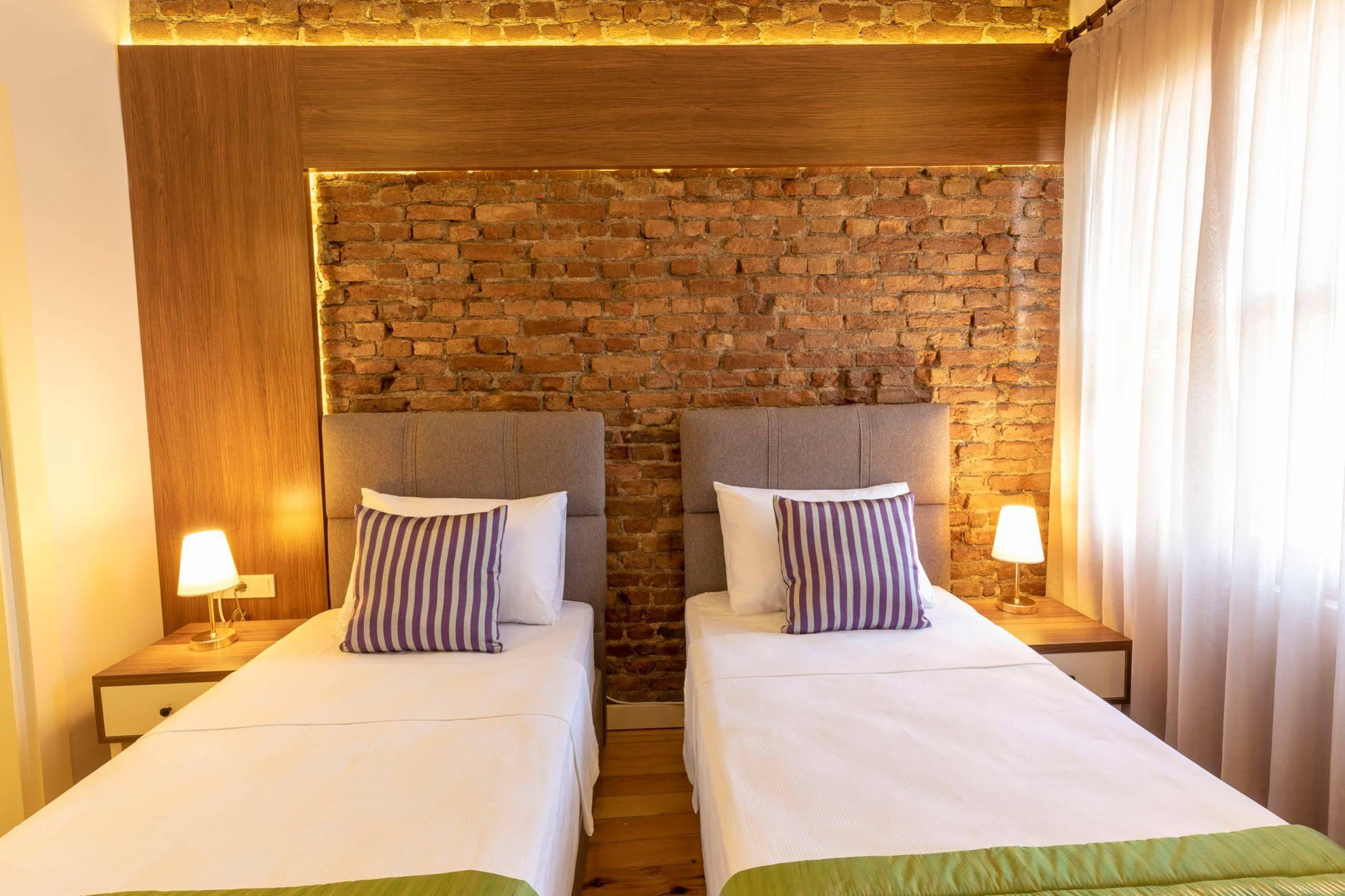 Mono Hotel Анталия Екстериор снимка